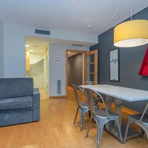 2 Bedroom Duplex With Balcony 4-3 , Barcelona España